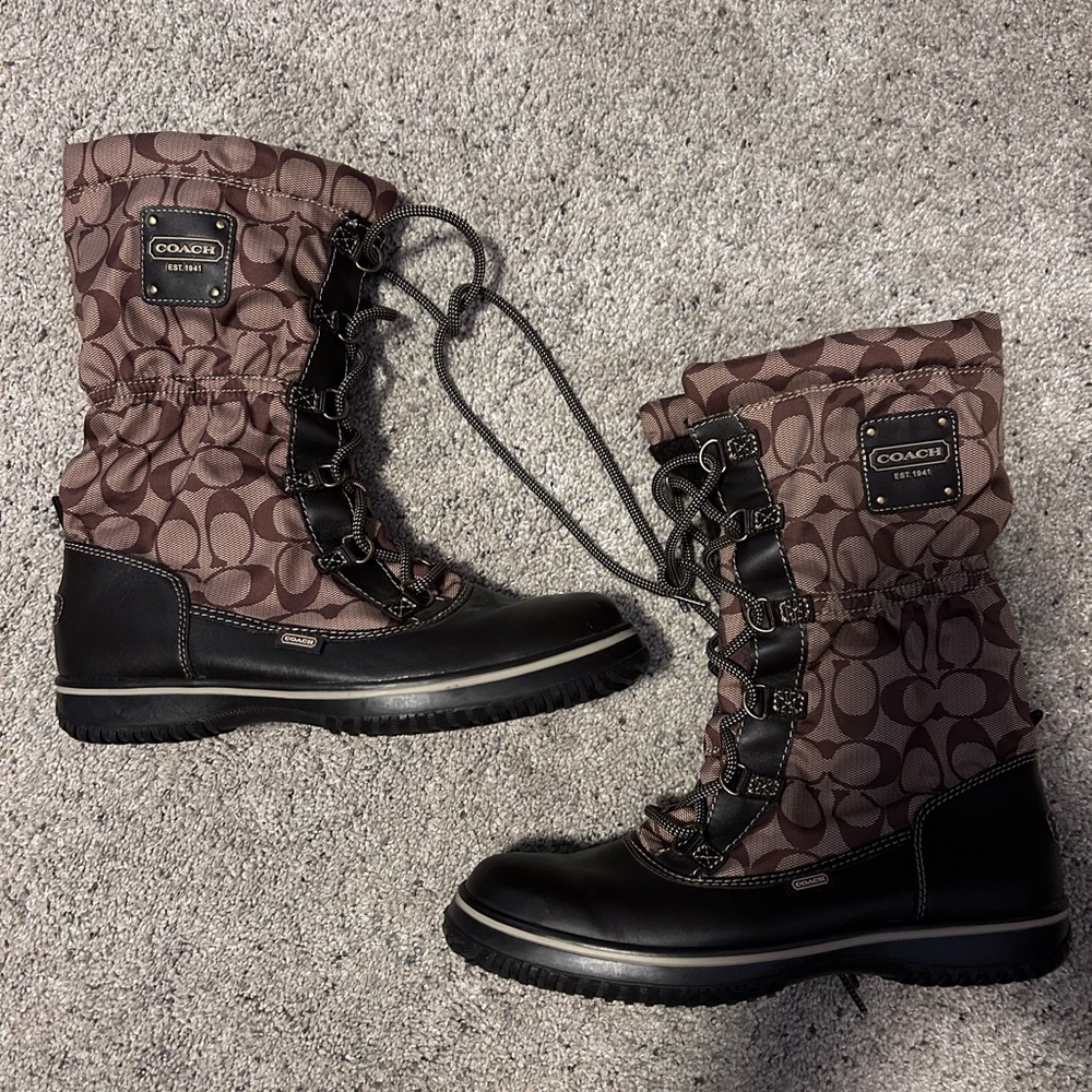 Coach Shaina Brown Boots Women’s size 8.